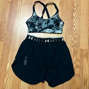 Run anywhere marble set sports bra and shorts